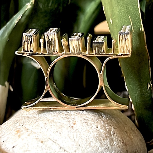 18 karat gold, and .60 diamond custom made Ring - Picture 7 of 17